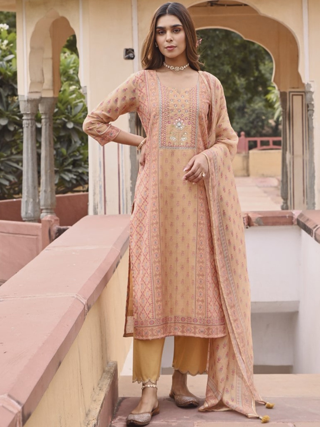 

KARAJ JAIPUR Floral Embroidered Regular Linen Kurta with Palazzos & Dupatta, Mustard