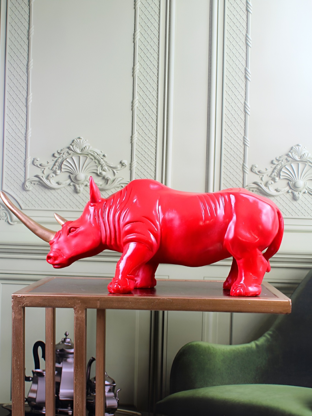 

THE WHITE INK DECOR Red Figurine Showpiece