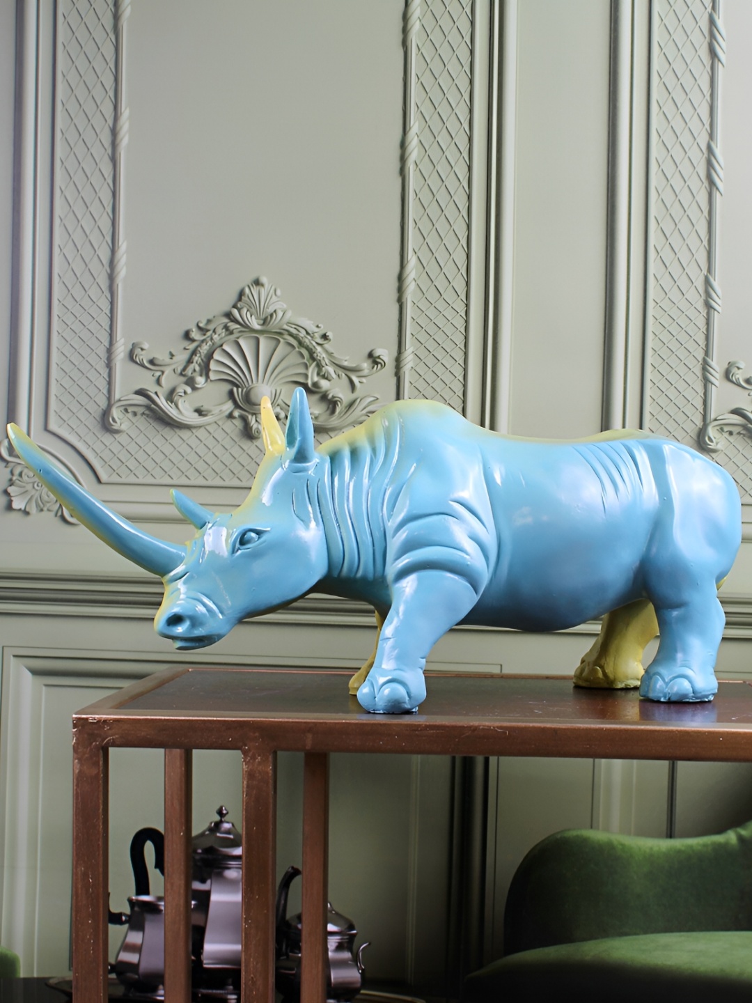 

THE WHITE INK DECOR Blue Figurine Showpiece
