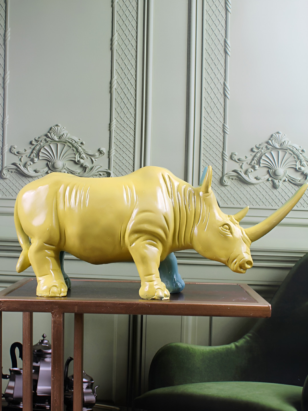 

THE WHITE INK DECOR Yellow Figurine Showpiece