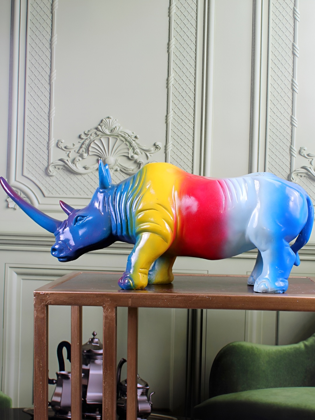 THE WHITE INK DECOR Blue Figurine Showpiece