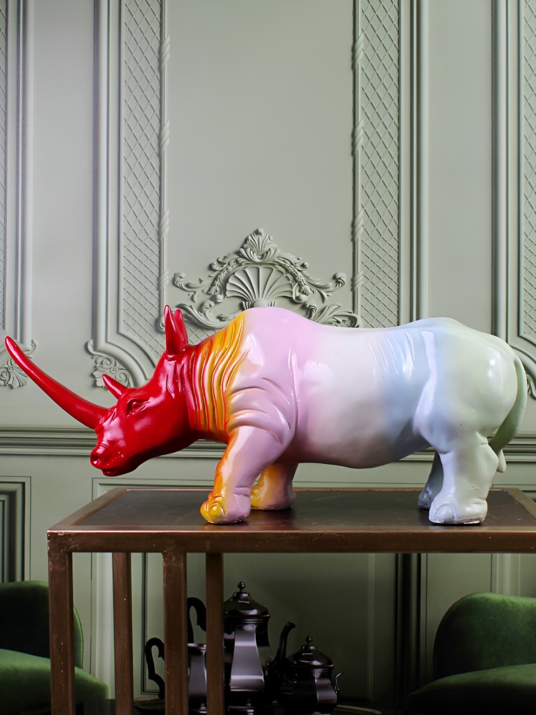 THE WHITE INK DECOR Red Figurine Showpiece