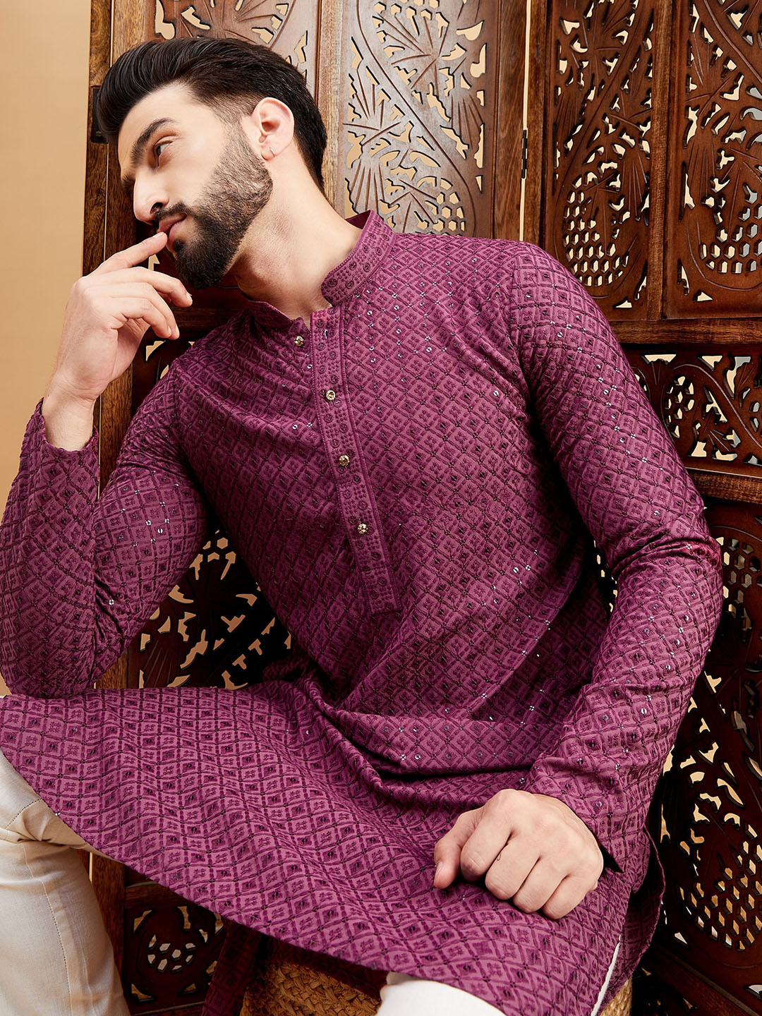 

HERE&NOW Geometric Embroidered Thread Work Kurta, Purple