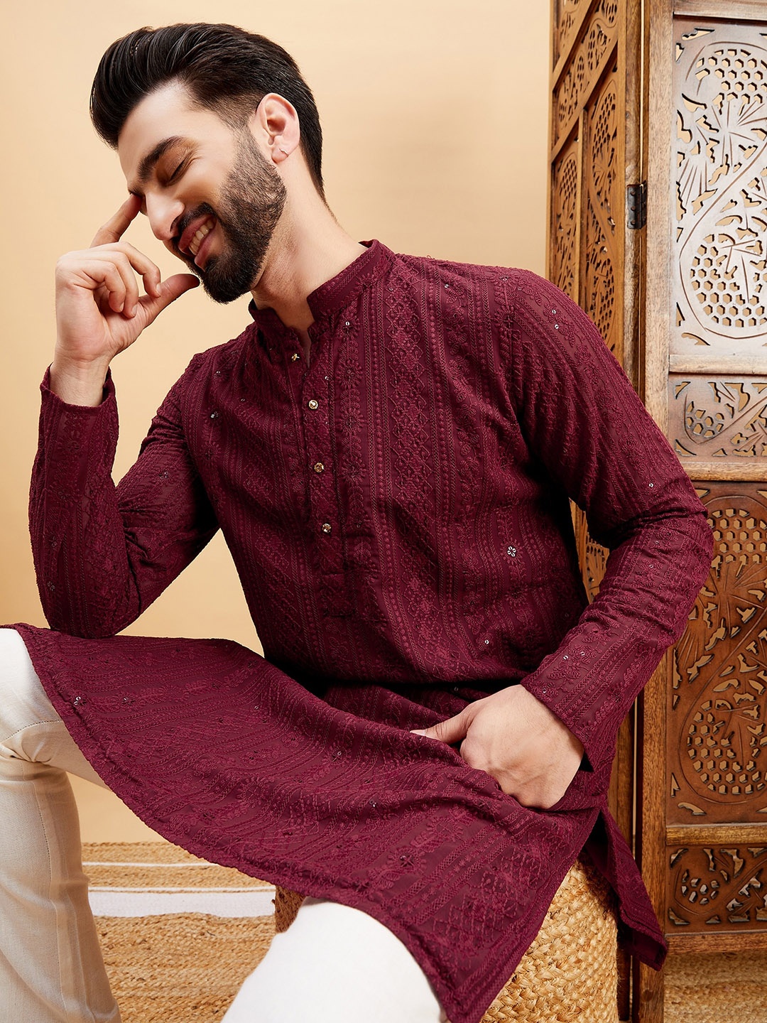

HERE&NOW Geometric Embroidered Sequinned Mandarin Collar Straight Kurta, Maroon
