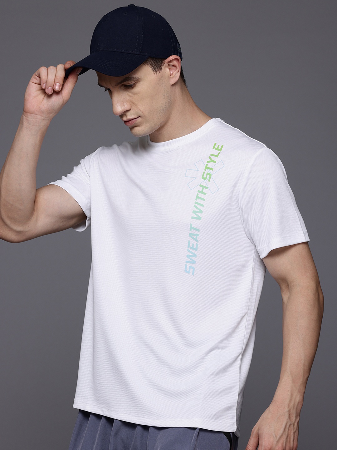 

HRX by Hrithik Roshan Men Typography Printed T-shirt, White