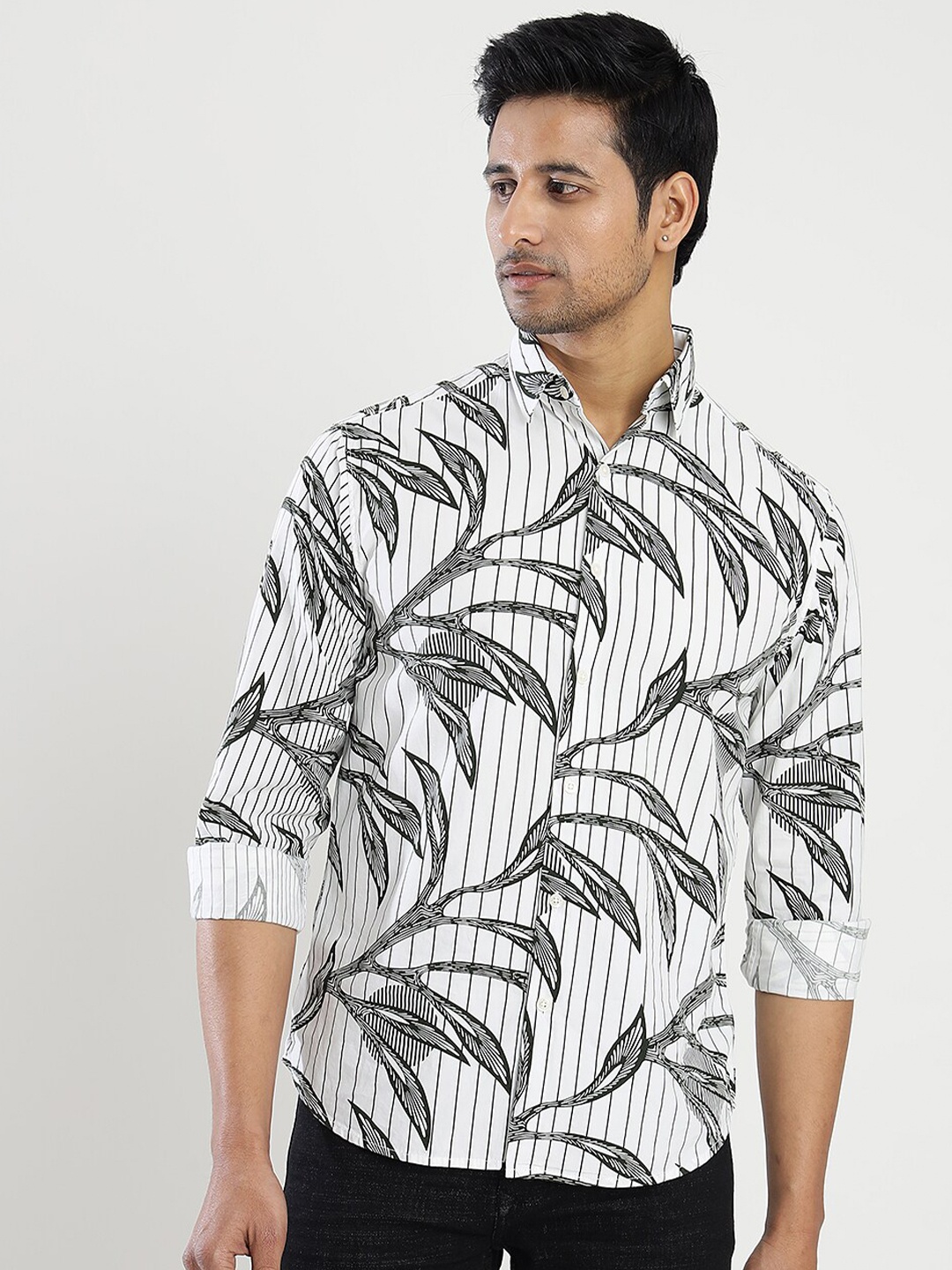 

Greenfibre Floral Printed Slim Fit Cotton Opaque Casual Shirt, White