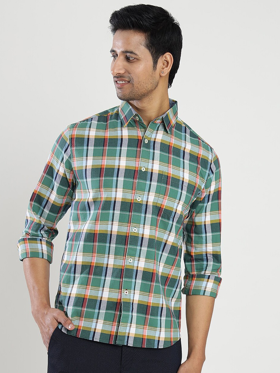 

Greenfibre Spread Collar Slim Fit Tartan Checks Opaque Checked Cotton Casual Shirt, Green