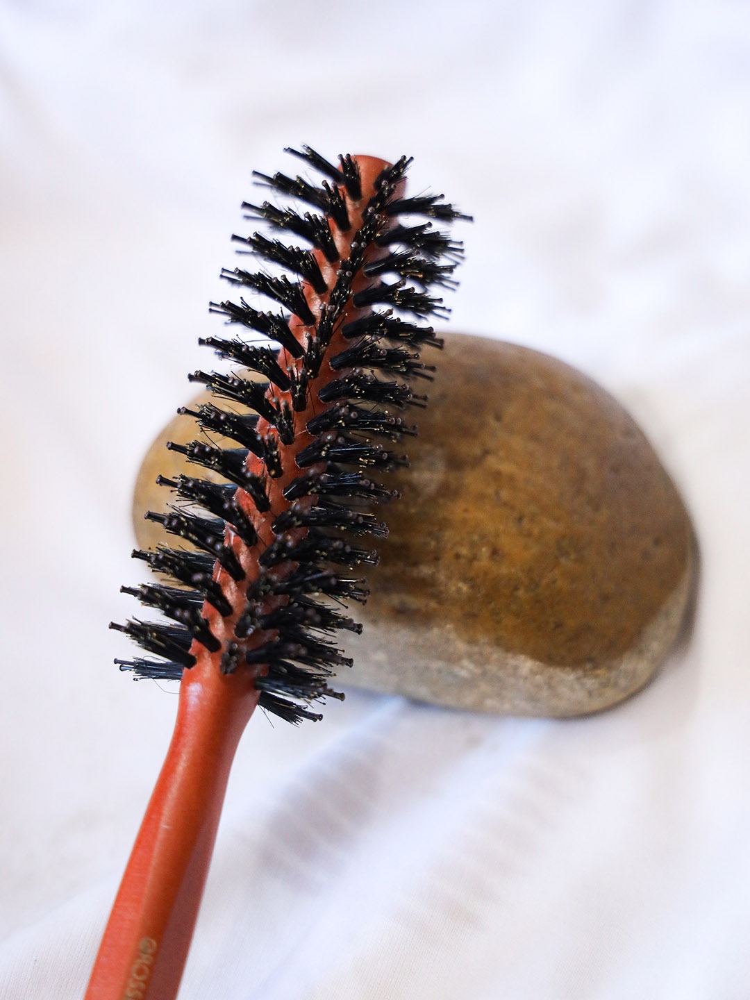 

OROSSENTIALS Wooden Round Hair Brush With Twirl Design, Brown