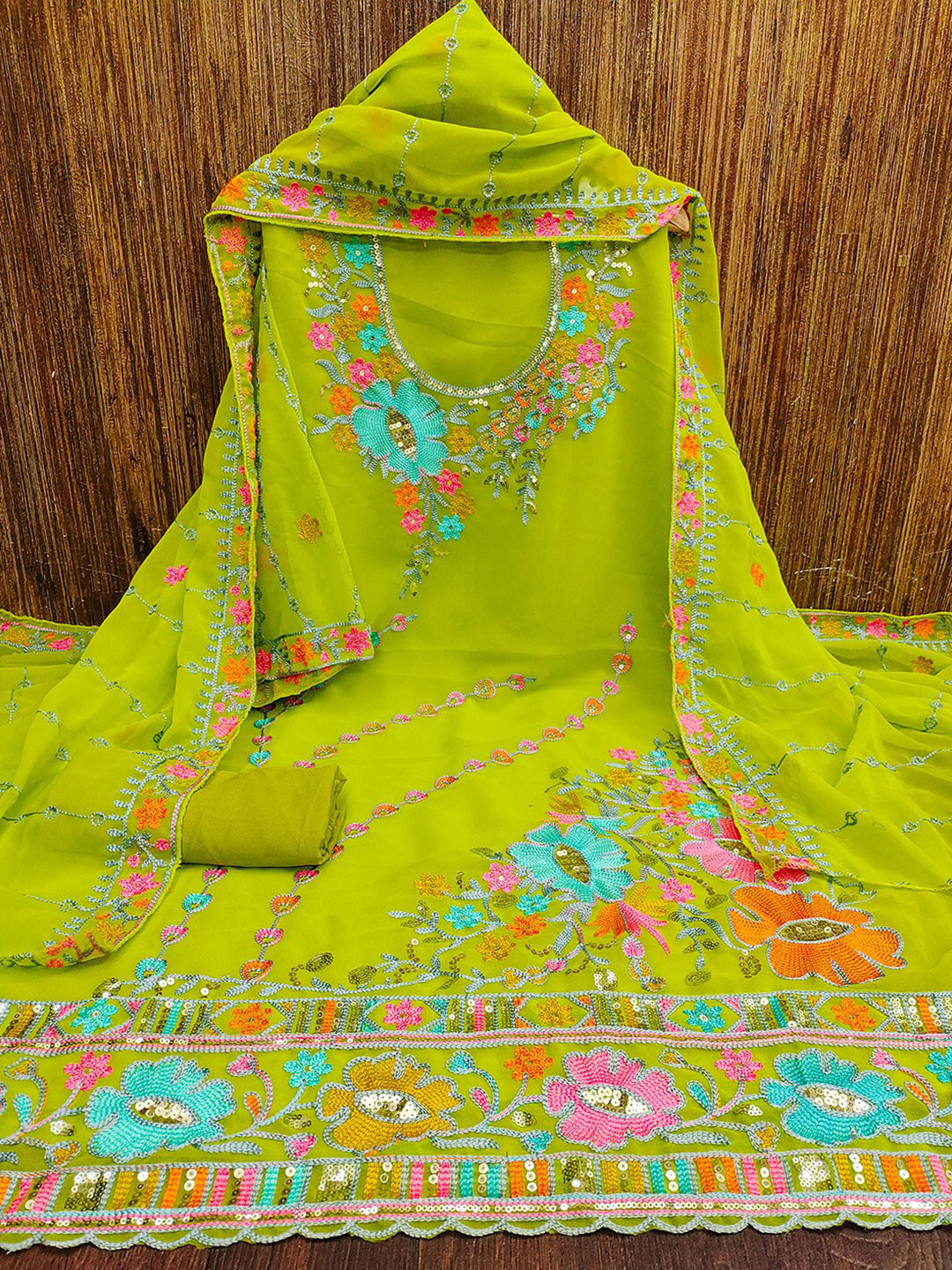 

Lilots Floral Embroidered Unstitched Dress Material, Green