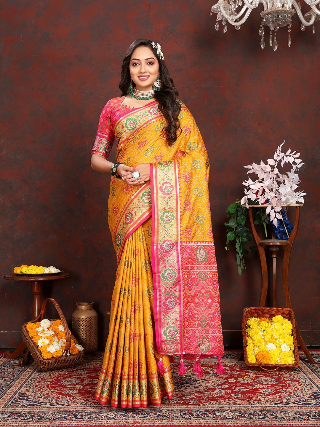 

Lookslady Ethnic Motifs Woven Design Zari Patola Saree, Yellow