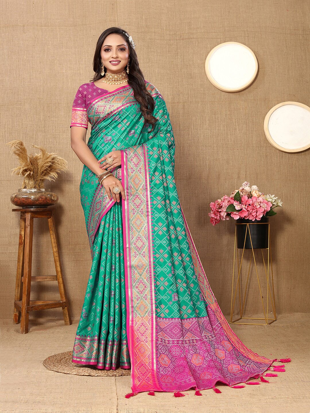 

Lookslady Ethnic Motifs Woven Design Zari Patola Saree, Sea green