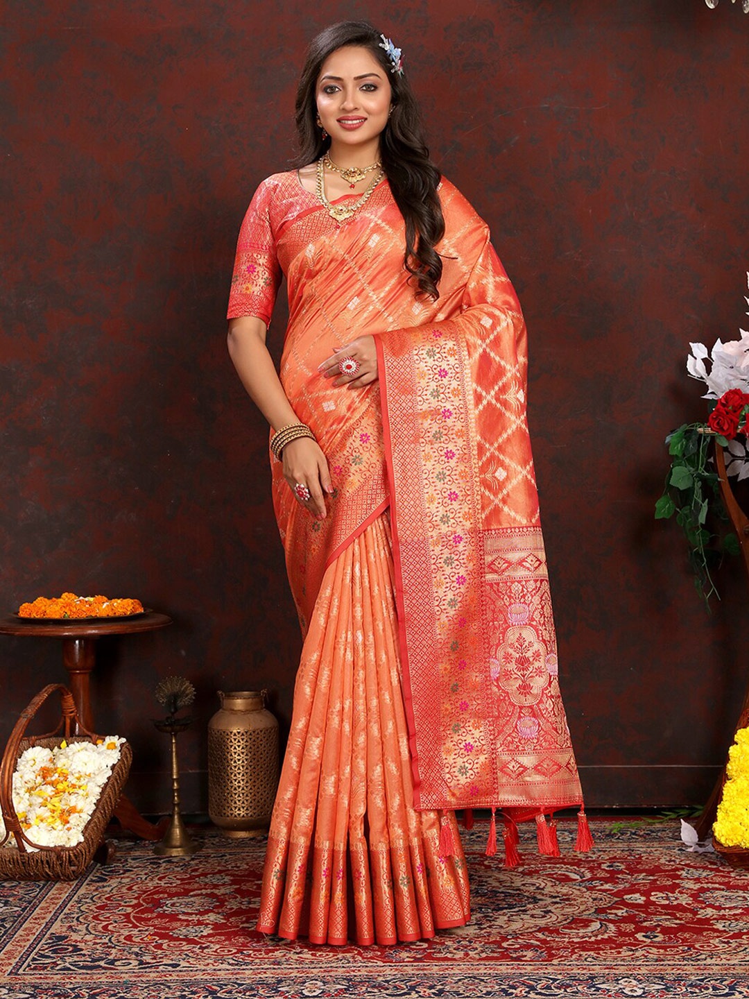 

Lookslady Floral Woven Design Zari Organza Banarasi Saree, Orange