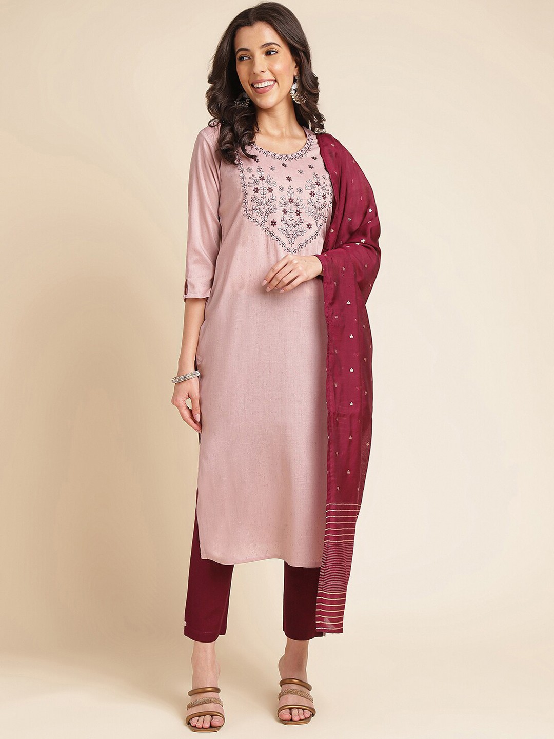 

NAINVISH Floral Embroidered Regular Thread Work Kurta With Trousers & Dupatta, Brown