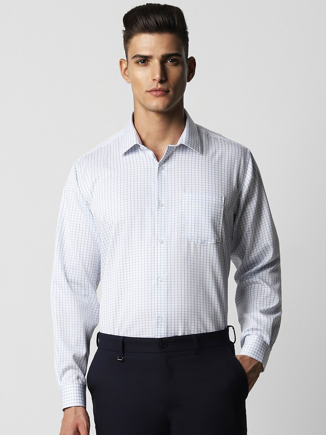 

Van Heusen Spread Collar Long Sleeves Regular Fit Cotton Striped Formal Shirt, White