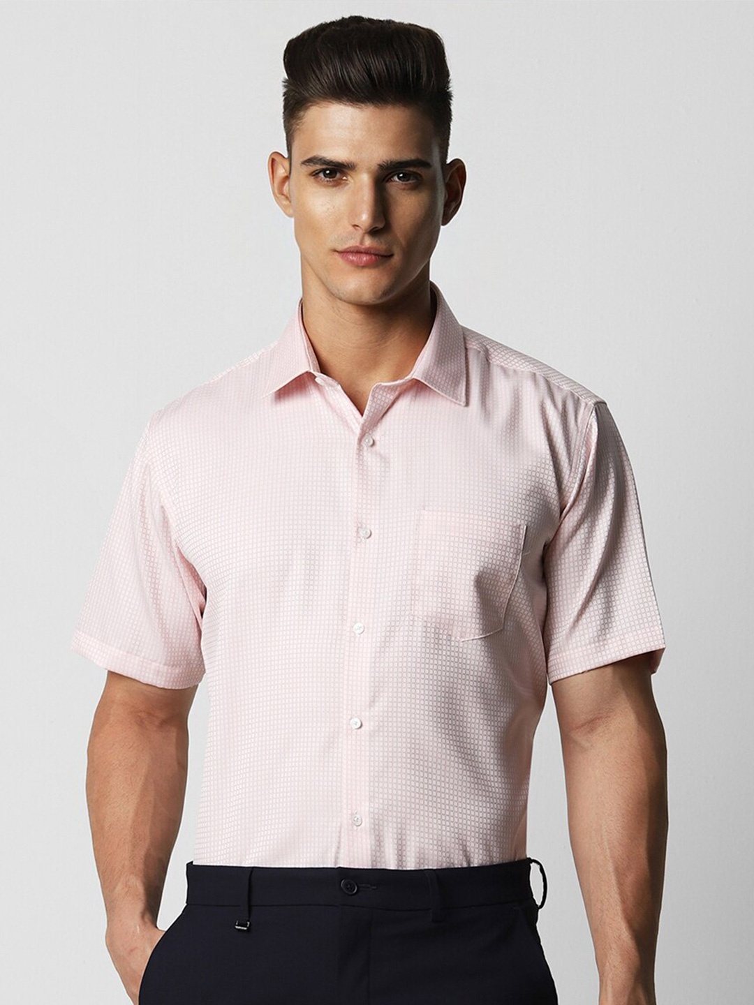 

Van Heusen Geometric Self Design Pure Cotton Formal Shirt, Pink