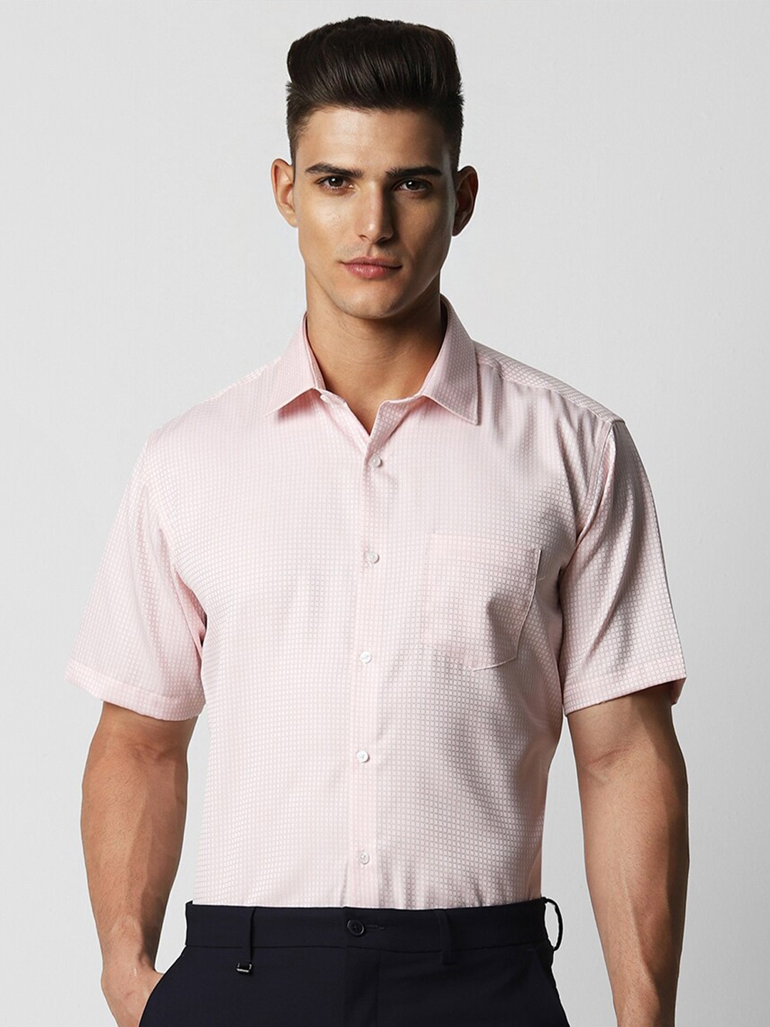 

Van Heusen Spread Collar Long Sleeves Regular Fit Cotton Formal Shirt, Pink