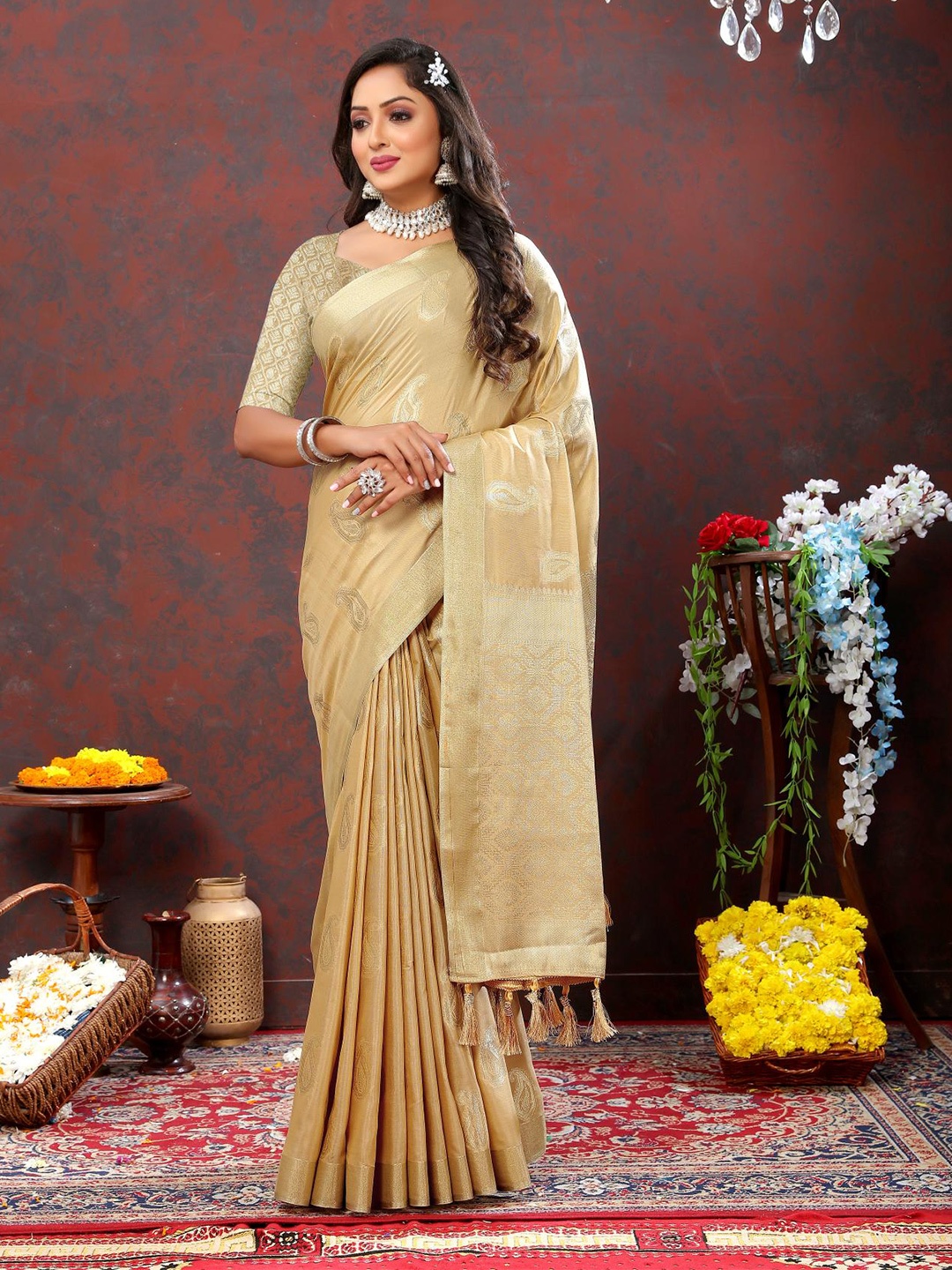 

PATIALAPICKS Paisley Woven Design Zari Pure Cotton Paithani Saree, Cream