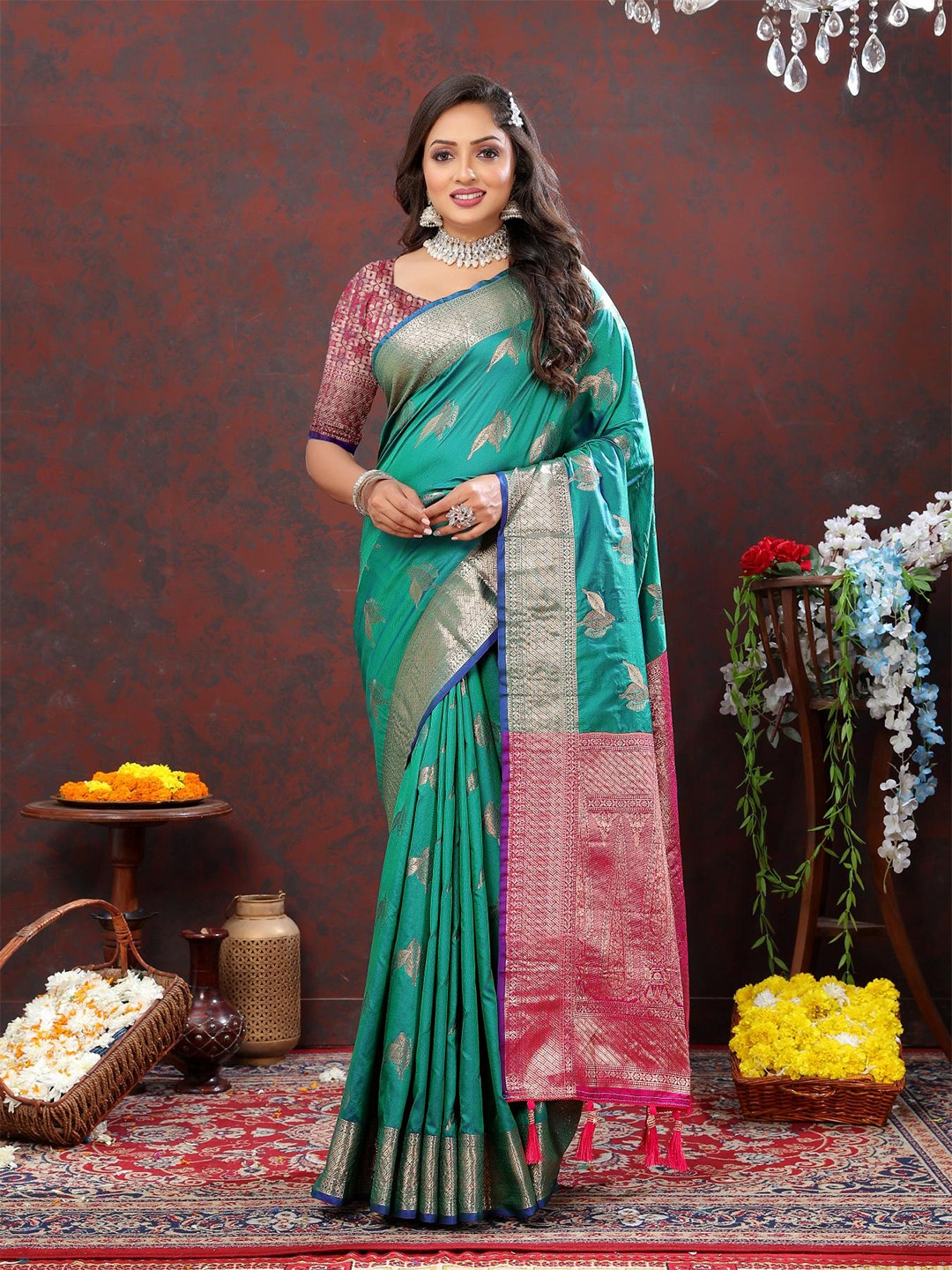 

PATIALAPICKS Floral Zari Pure Silk Paithani Saree, Sea green