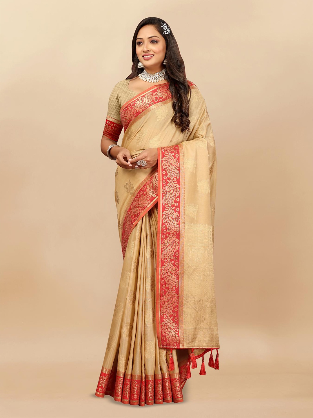 

PATIALAPICKS Floral Woven Design Zari Pure Cotton Paithani Saree, Cream