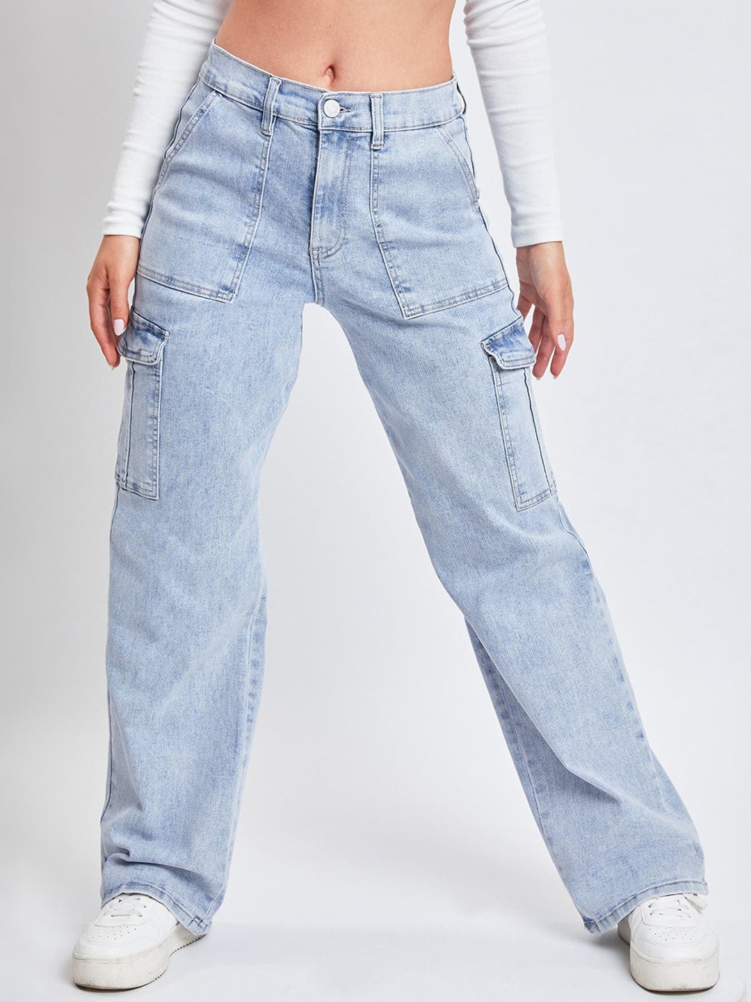 

FNOCKS Women Classic Boyfriend Fit Mildly Distressed Heavy Fade Jeans, Blue