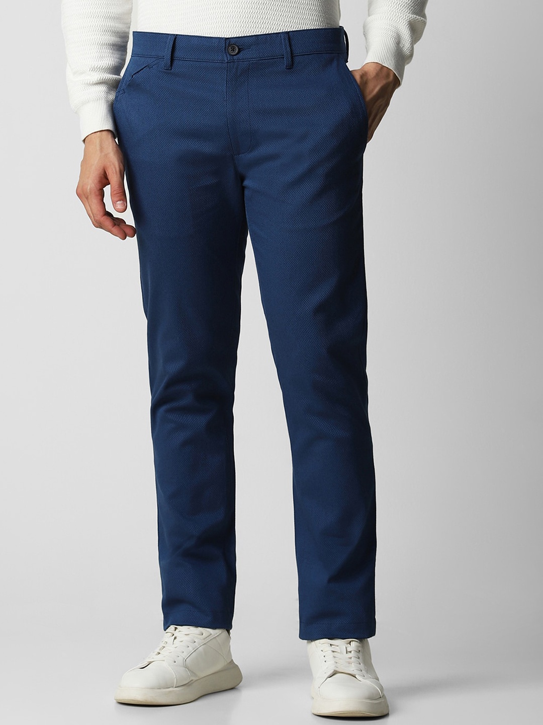 

V Dot Textured Slim Fit Mid-Rise Chinos Trousers, Navy blue