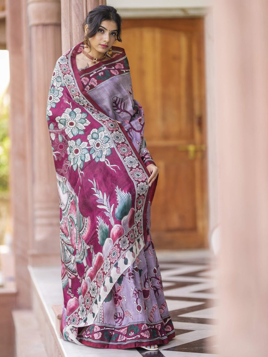 

Anouk Mauve Floral Printed Pure Cotton Baluchari Saree