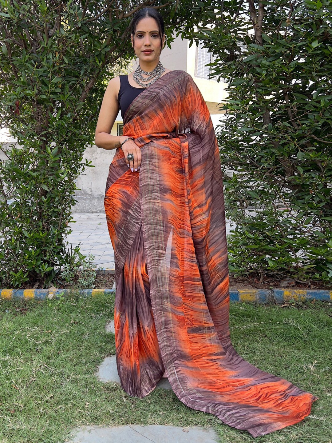 

Anouk Abstract Printed Saree, Orange