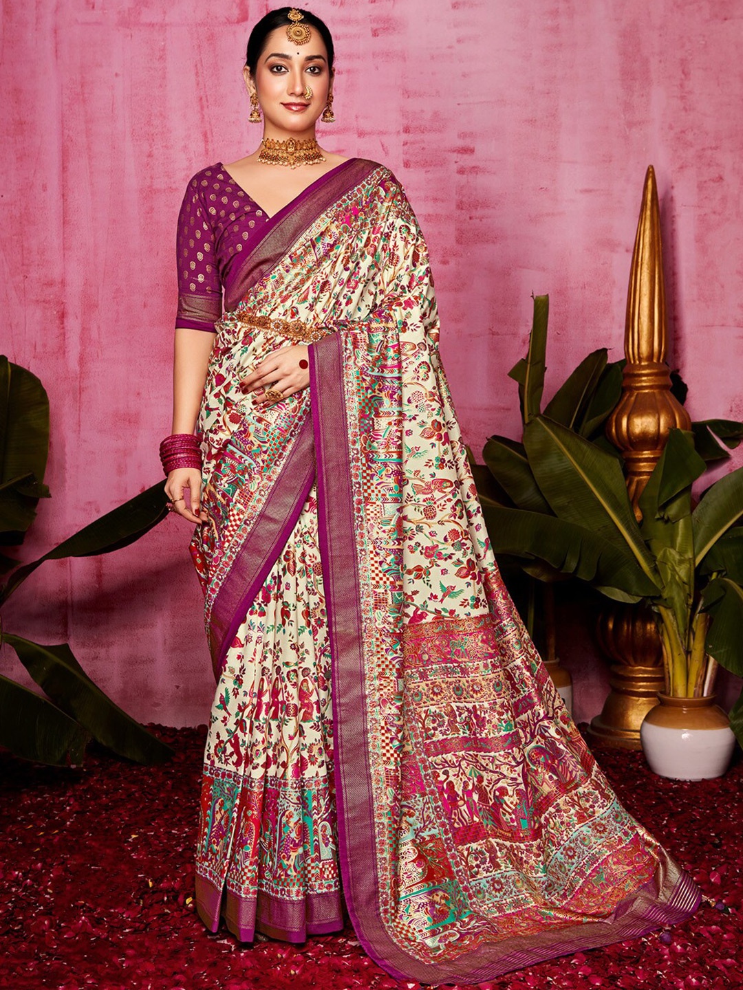 

Anouk Cream Floral Printed Zari Sungudi Saree