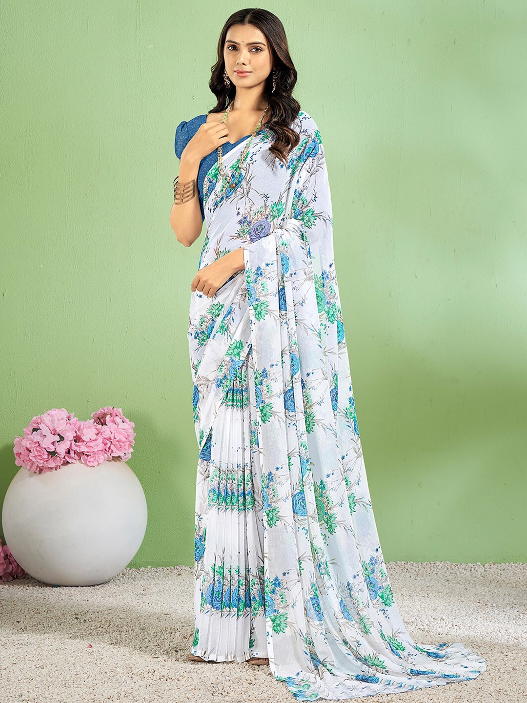 

Anouk Rustic White Floral Printed Pure Chiffon Bagh Saree