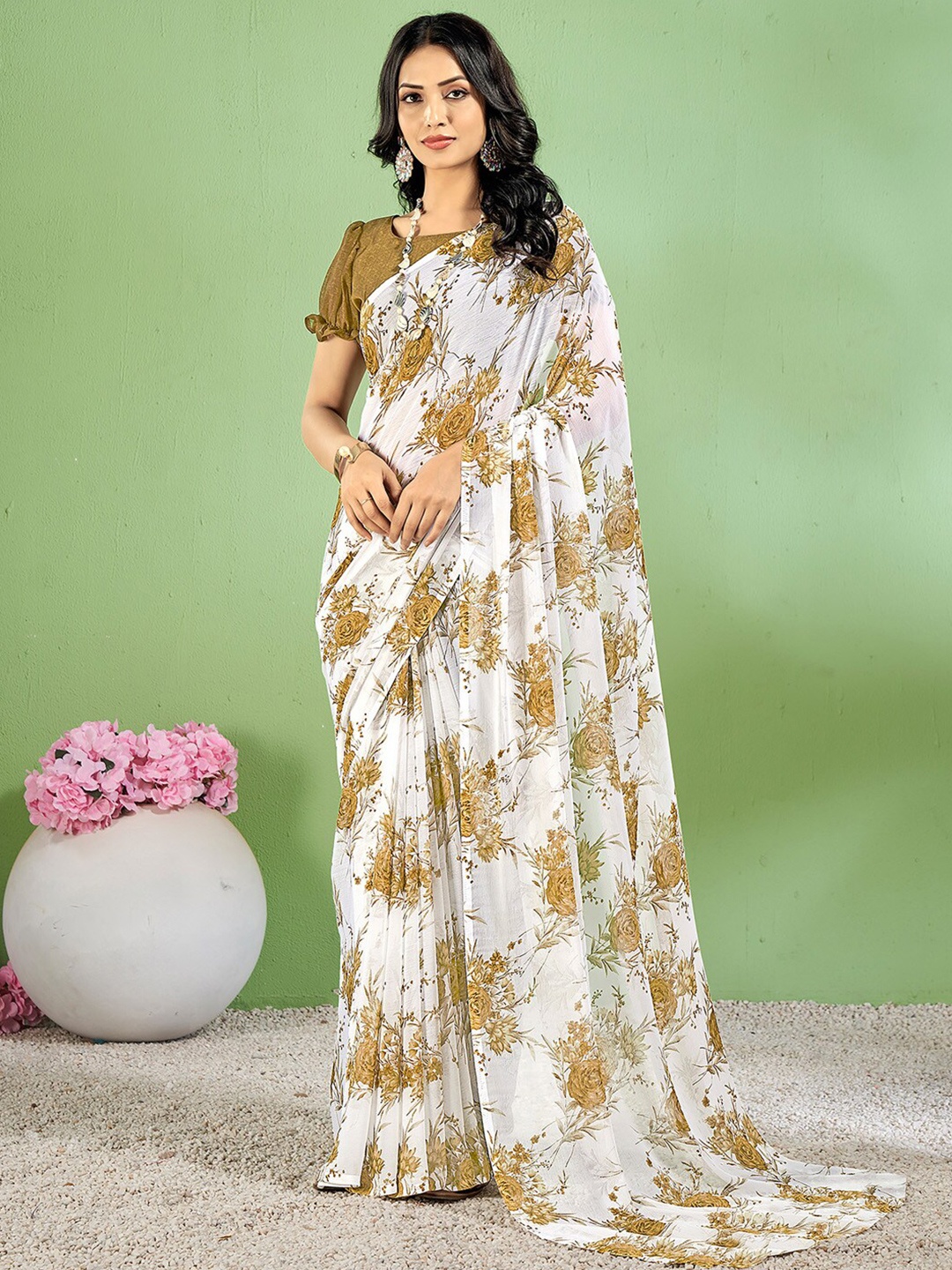 

Anouk Rustic Floral Pure Chiffon Bagh Saree, White