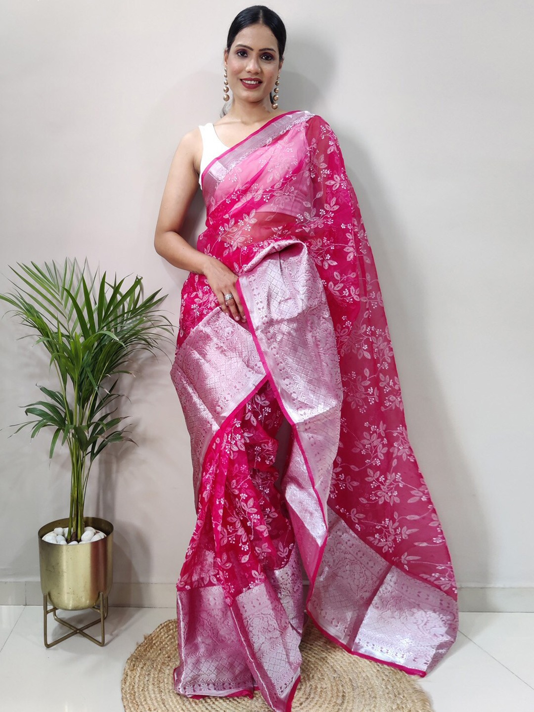 

KALINI Ethnic Motifs Embroidered Zari Organza Saree, Pink
