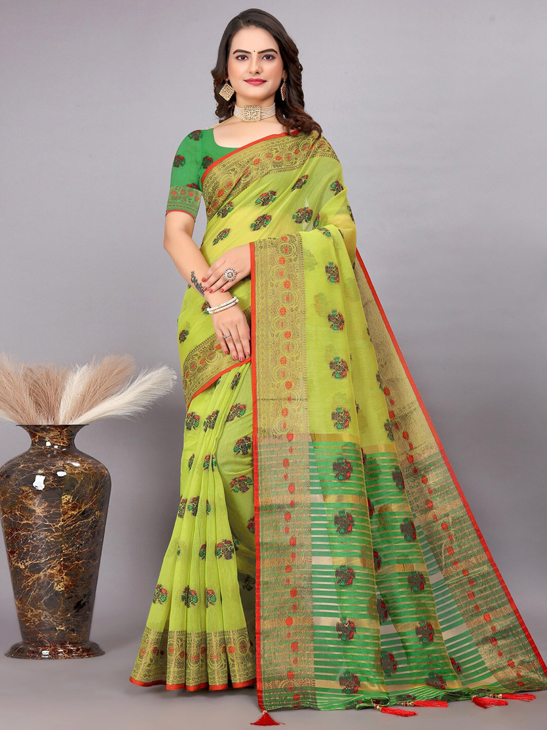 

Mitera Green Floral Printed Zari Banarasi Saree