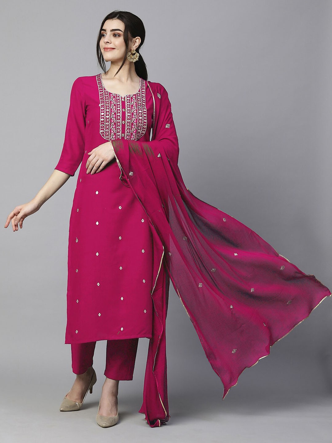 

GoSriKi Ethnic Motifs Embroidered Straight Kurta with Trousers & Dupatta, Pink