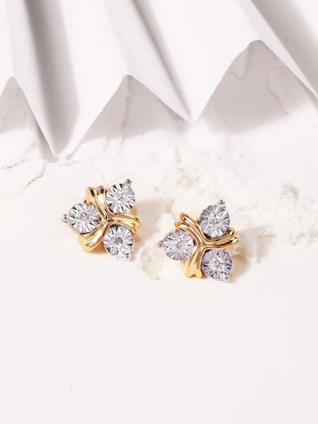 

CANDERE A KALYAN JEWELLERS COMPANY 14KT (585) BIS Hallmark Gold Diamond Earrings-1.65 gm