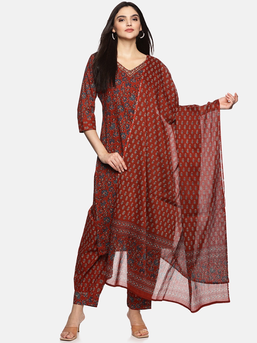 

Palakh Floral Printed Regular Pure Cotton Kurta with Salwar & Dupatta, Red