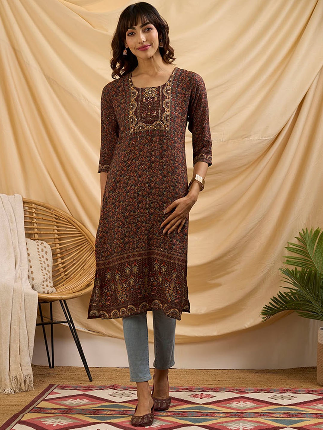 

ODETTE Printed Round Neck Straight Kurta, Maroon