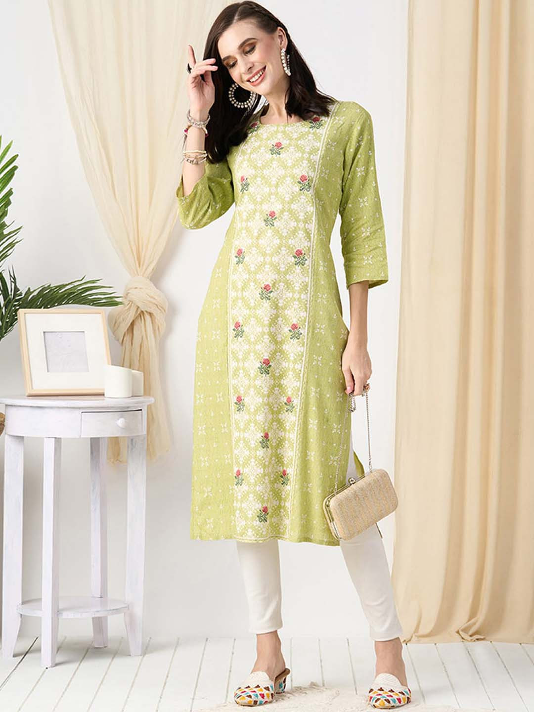 

ODETTE Floral Printed Three-Quarter Sleeves Round Neck Thread Work Anarkali Kurta, Green