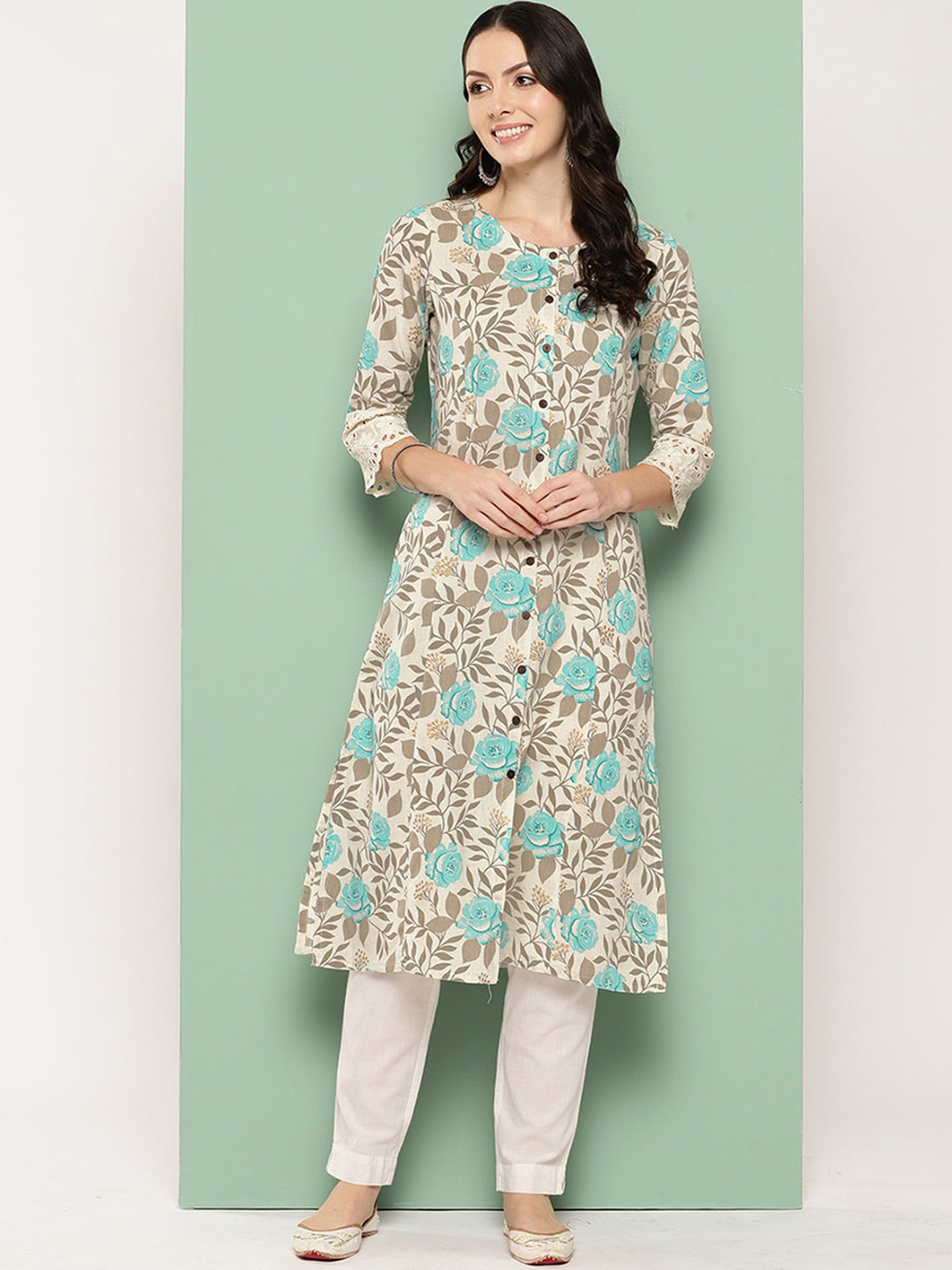

ODETTE Geometric Printed Keyhole Neck Cotton Flared Sleeves Kurta, Blue