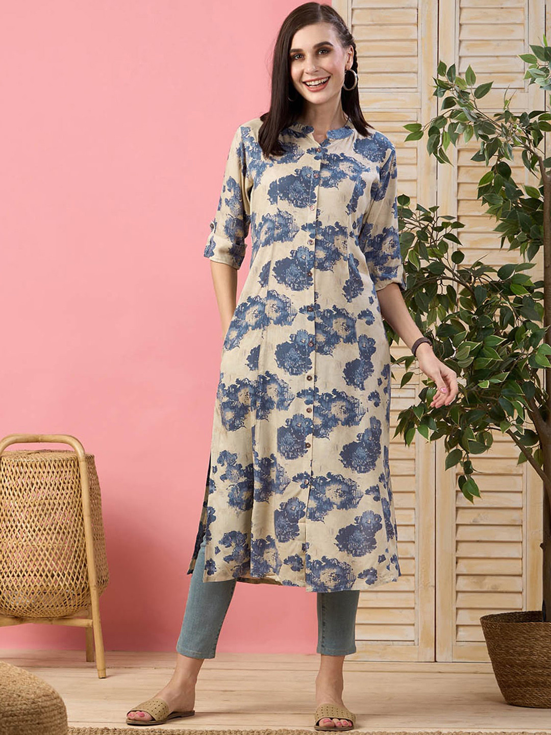 

ODETTE Floral Printed Mandarin Collar Anarkali Kurta, Cream