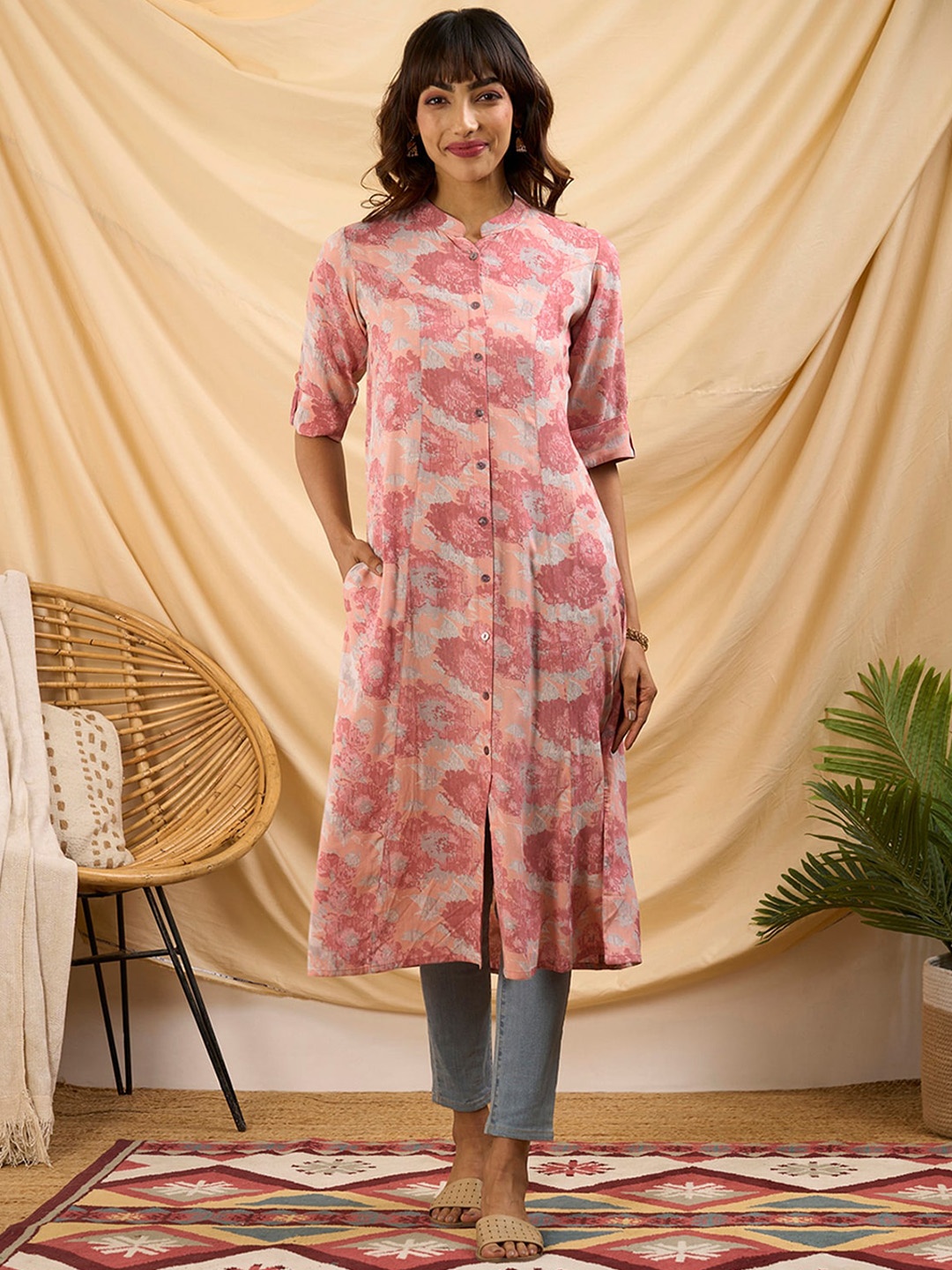 

ODETTE Abstract Printed Mandarin Collar A-Line Kurta, Peach