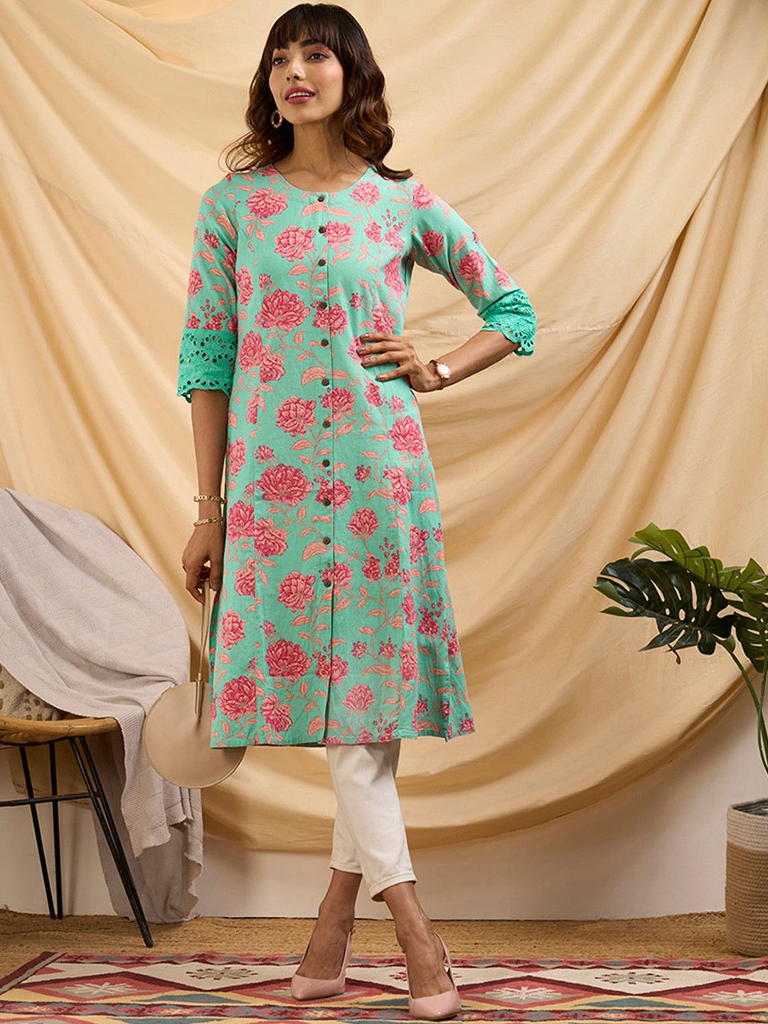 

ODETTE Floral Printed Three-Quarter Sleeves Round Neck Cotton Anarkali Kurta, Green