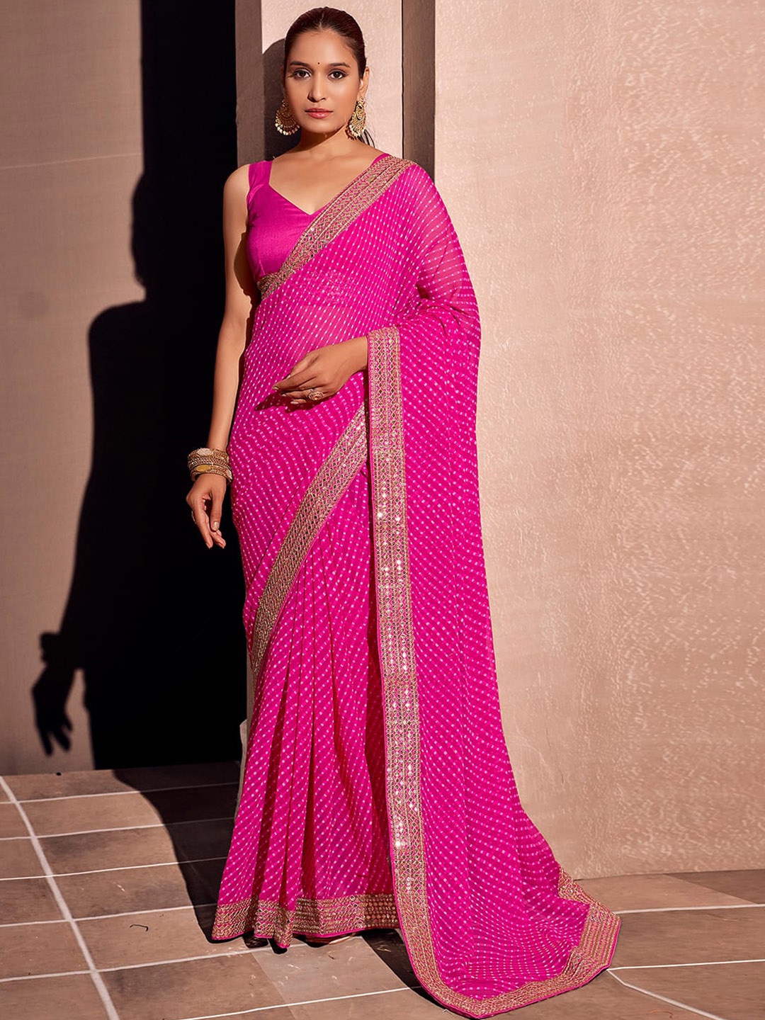 

Satrani Printed Sequinned Pure Georgette Leheriya Saree, Pink
