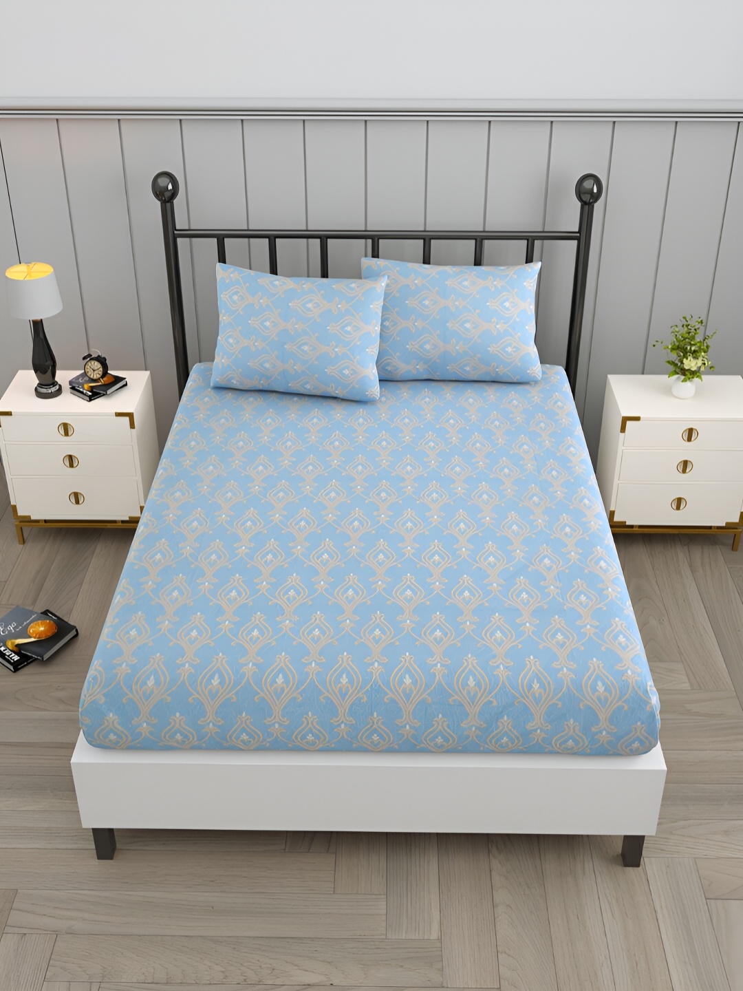 EverHOME Blue & Beige Ethnic Motifs 160 TC Queen Bedsheet with 2 Pillow Covers