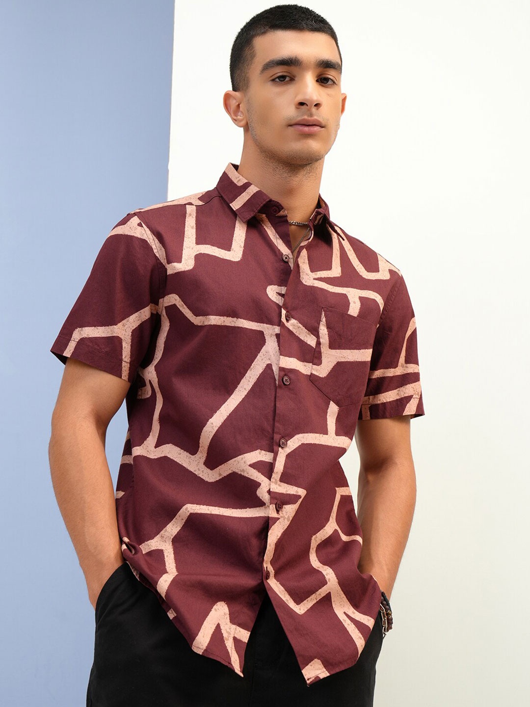 

Highlander Men Printed Regular Fit Shirt, Maroon