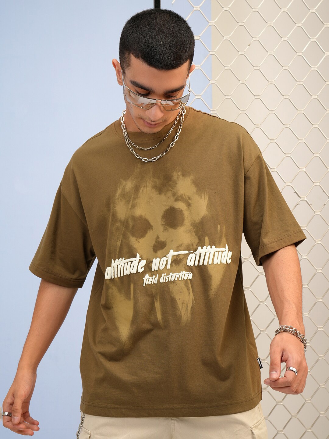 

HIGHLANDER Typography Puff Printed Drop-Shoulder Sleeves Oversized T-shirt, Brown
