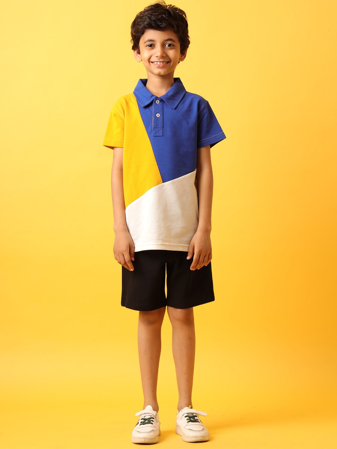 

Anthrilo Boys Colourblocked T-shirt & Shorts Clothing Set, Mustard