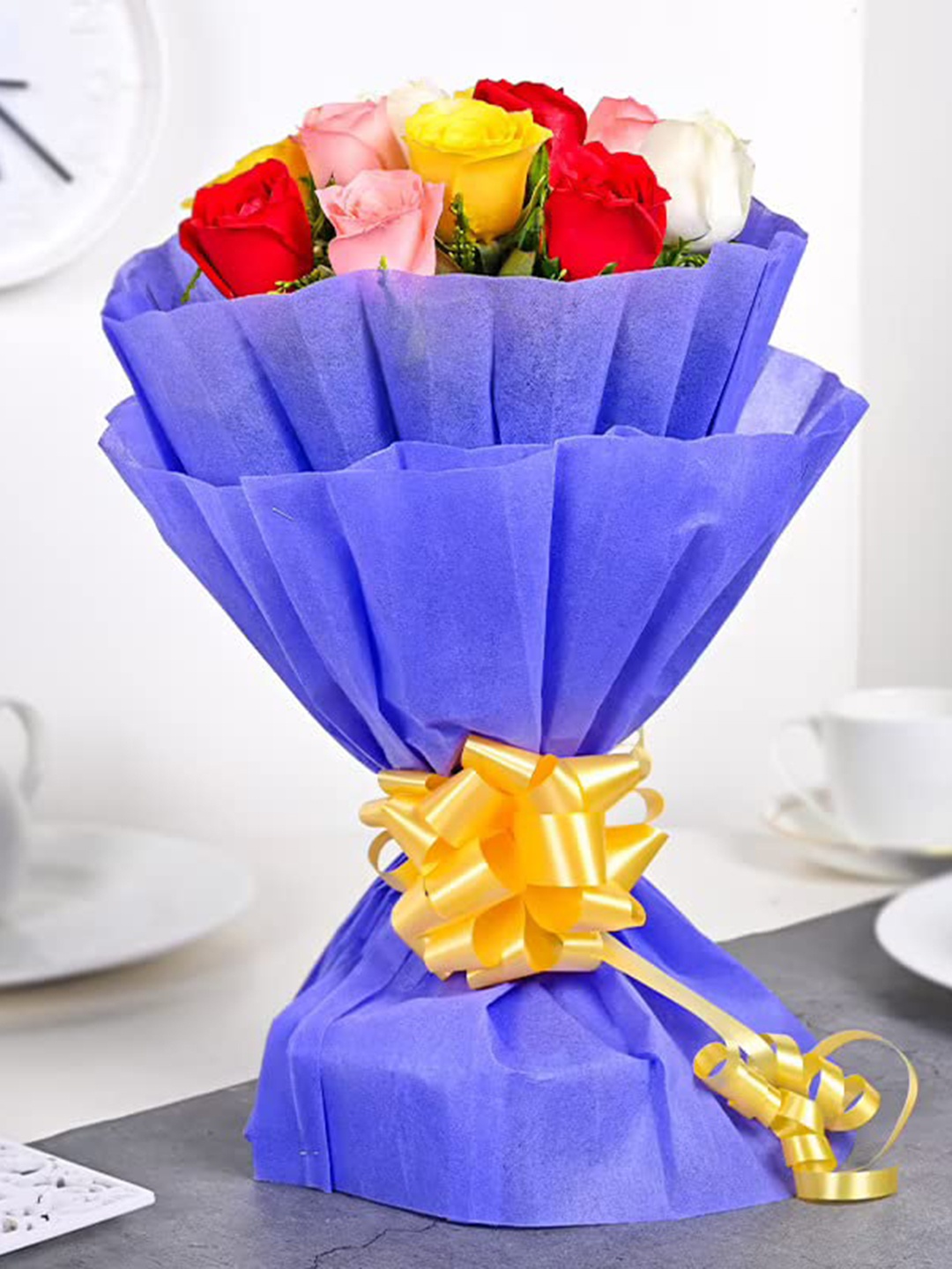 

Floweraura Red Pink Yellow 10 Pieces Fresh Live Roses Flowers Bouquet, Multi