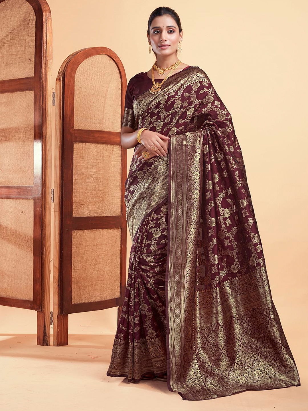 

KALINI Floral Woven Design Zari Banarasi Saree, Maroon