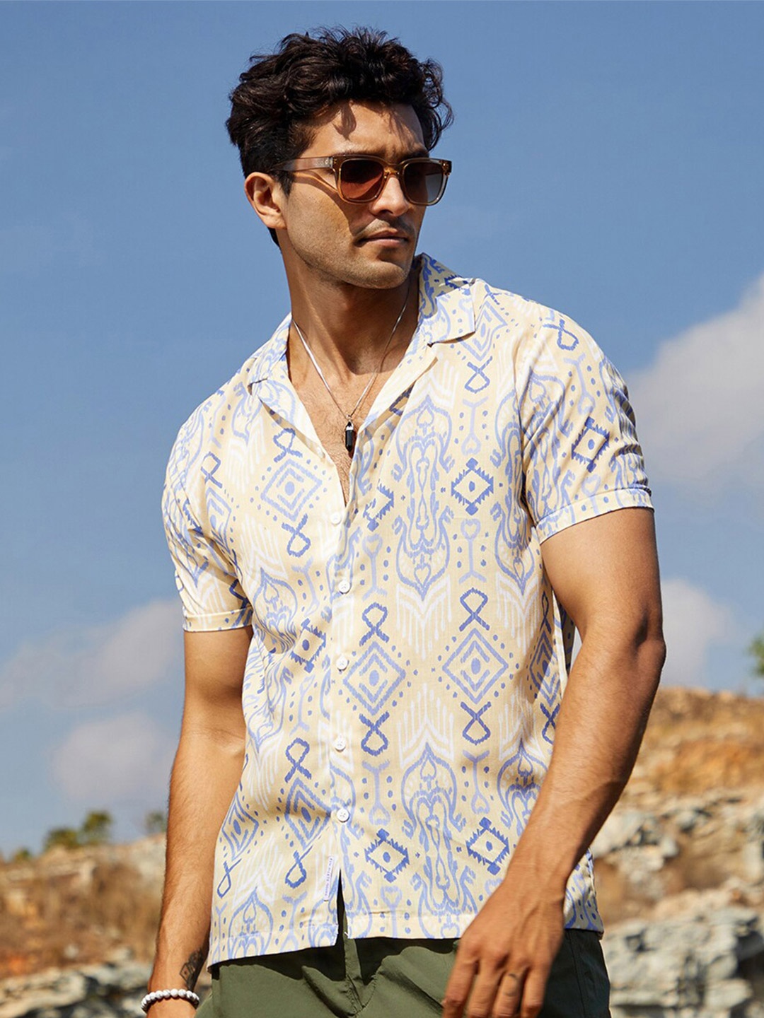 

Campus Sutra Classic Ethnic Motifs Printed Casual Shirt, Beige