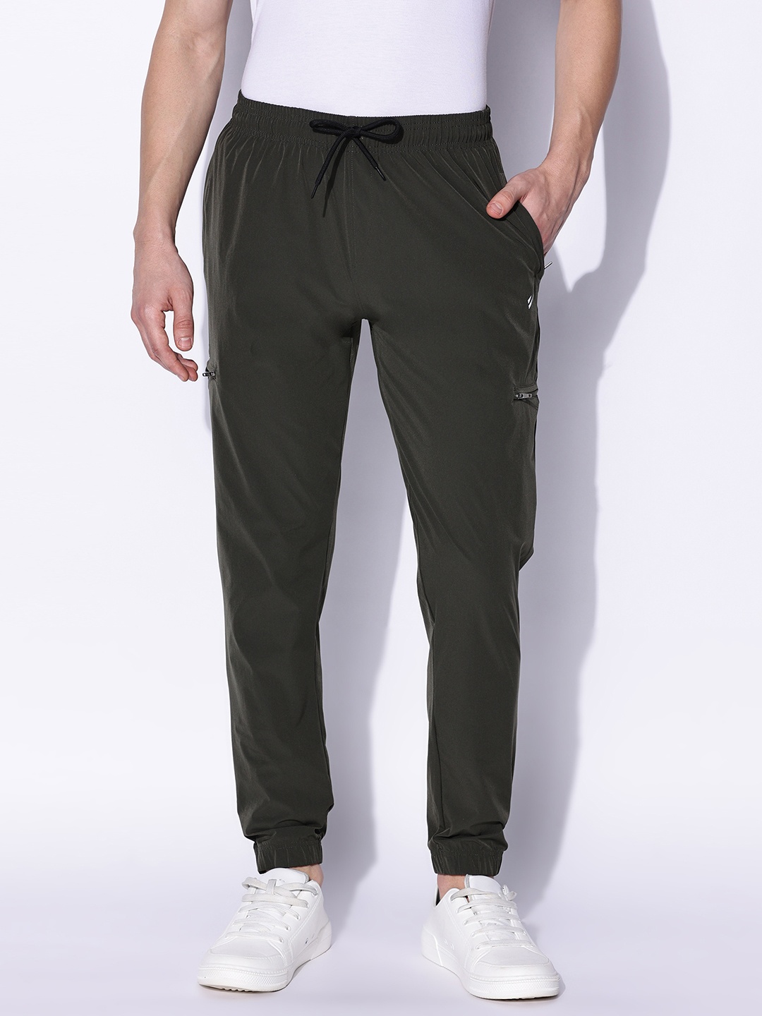

BLUE TYGA Men Travel Joggers Pro with Ultrastretch, Olive